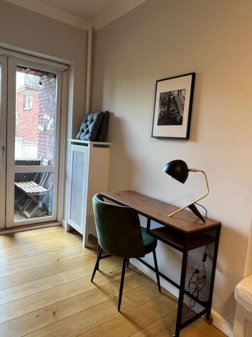 Cozy Apartment In Christianshavn W Two Balconies. Kopenhagen Buitenkant foto