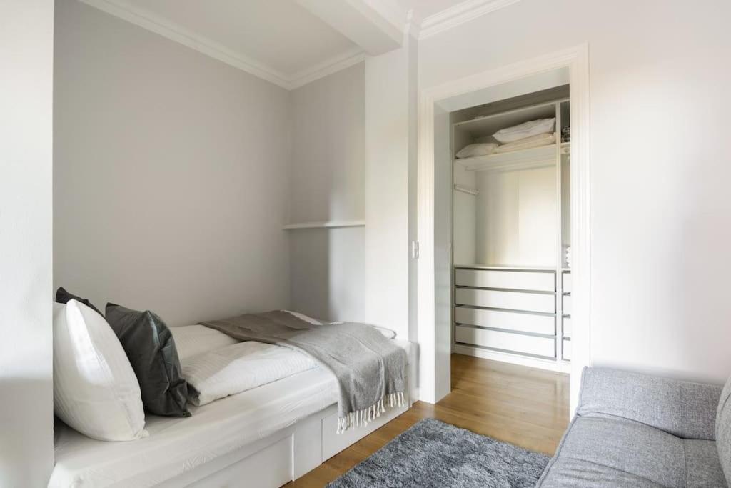 Cozy Apartment In Christianshavn W Two Balconies. Kopenhagen Buitenkant foto